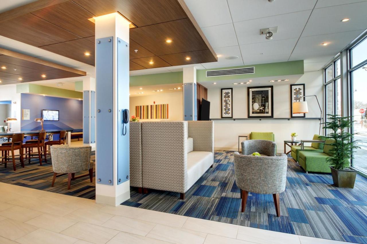 Express & By Ihg 2* Galesburg
