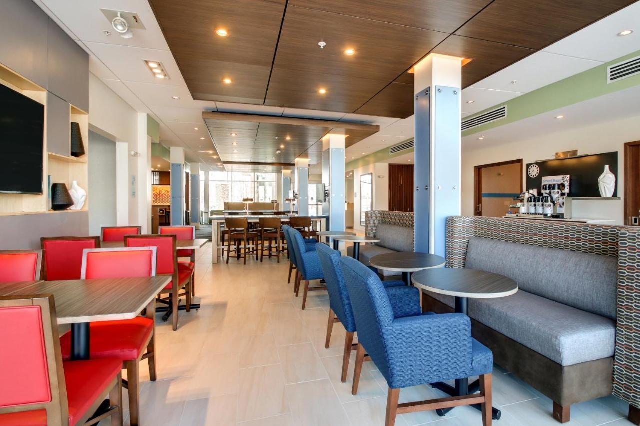 Express & By Ihg