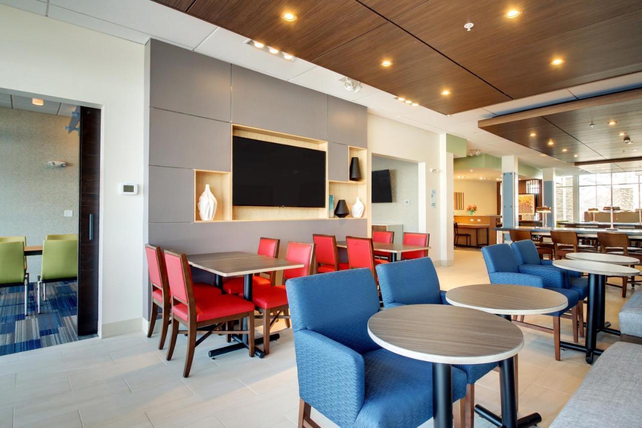 Hotel Express & By Ihg